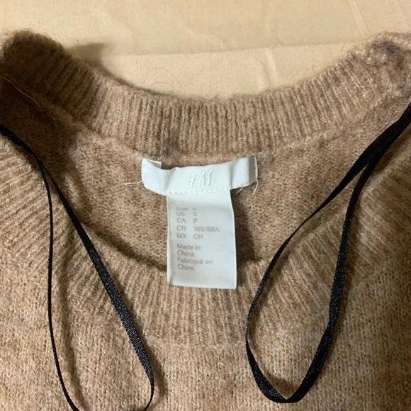 H&M Colorblock Knit Sweater - Picture 3 of 4